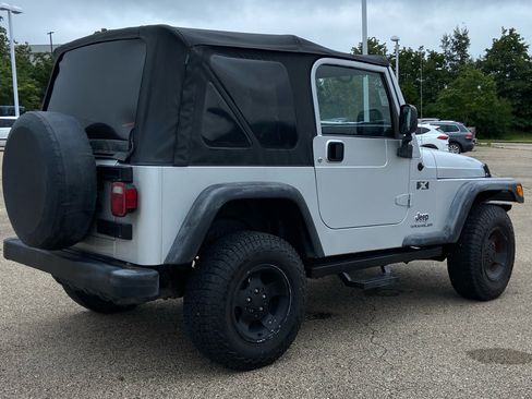 Used 2004 Jeep Wrangler X w/ Wheel Plus Group AWD/4WD image 3