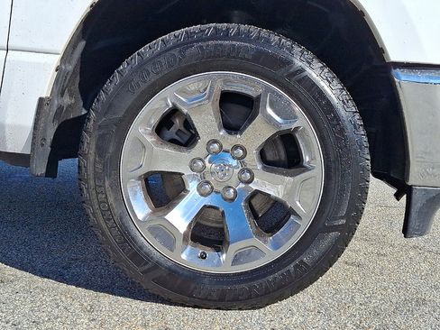 Certified 2023 RAM 1500 Big Horn image 27