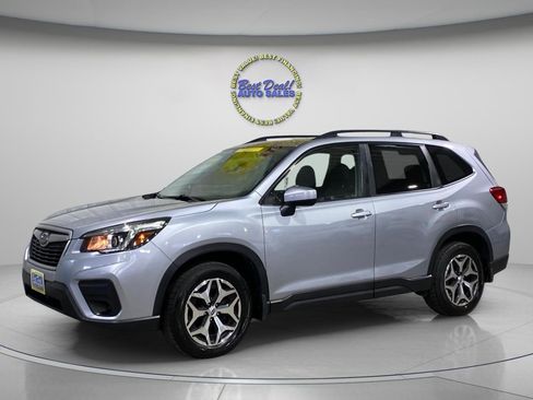 Used 2019 Subaru Forester Premium image 1