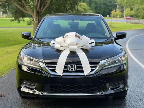 Used 2015 Honda Accord LX image 2