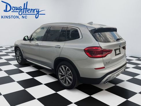 Used 2019 BMW X3 xDrive30i w/ Premium Package image 3