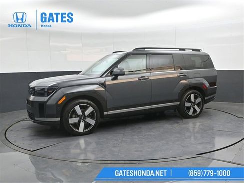 Used 2024 Hyundai Santa Fe Limited image 7