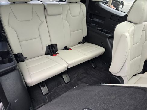 Used 2023 Kia Telluride SX AWD/4WD image 14