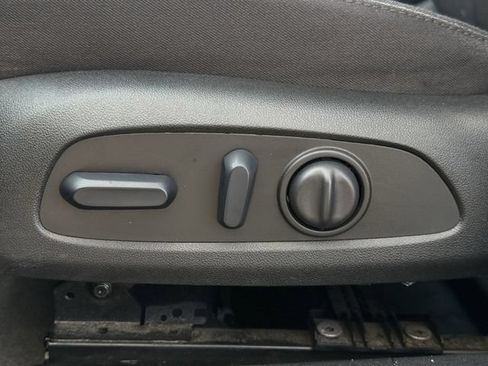Used 2025 Chevrolet Malibu LT FWD image 29