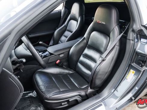 Used 2009 Chevrolet Corvette Z06 w/ Preferred Equipment Group RWD image 5