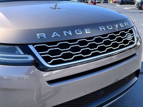 Used 2020 Land Rover Range Rover Evoque SE image 28