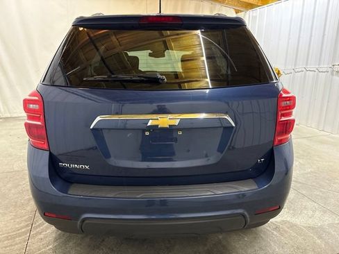 Used 2017 Chevrolet Equinox LT FWD image 7