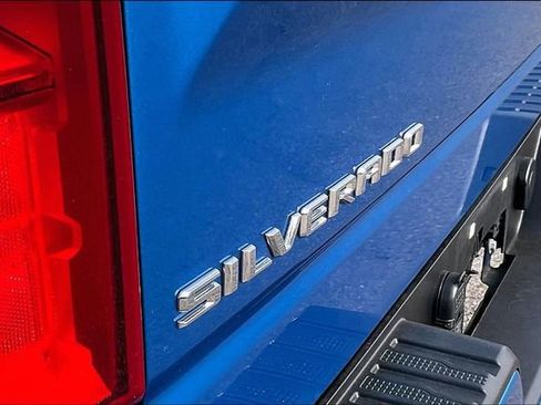 Used 2024 Chevrolet Silverado 1500 RST w/ Z71 Off-Road Package AWD/4WD image 22