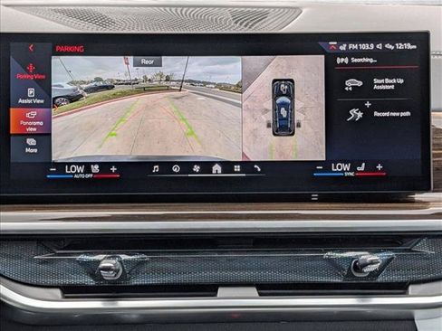 Used 2025 BMW X7 xDrive40i w/ Parking Assistance Package AWD/4WD image 14