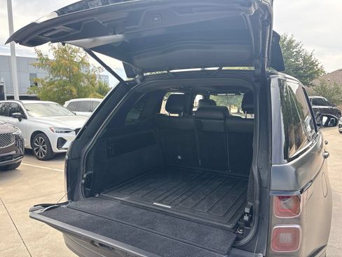 Used 2019 Land Rover Range Rover Supercharged AWD/4WD image 10