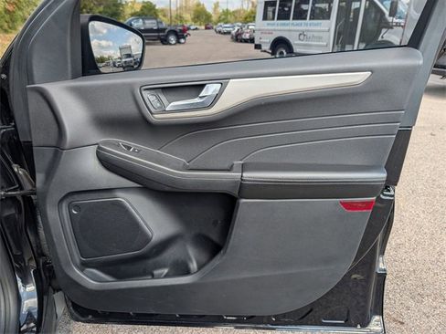 Certified 2021 Ford Escape SE w/ Convenience Package image 33