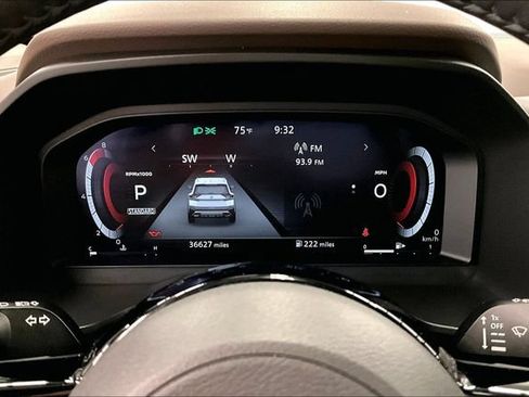 Used 2023 Nissan Rogue Platinum w/ Platinum Premium Package FWD image 29
