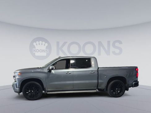 Used 2020 Chevrolet Silverado 1500 High Country w/ Technology Package AWD/4WD image 7
