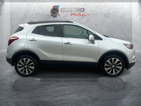 Used 2022 Buick Encore Preferred AWD/4WD image 7