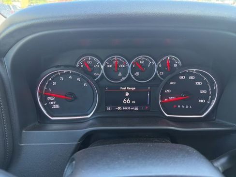 Used 2019 Chevrolet Silverado 1500 LT Trail Boss image 11