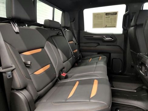Used 2023 GMC Sierra 1500 AT4 w/ Technology Package AWD/4WD image 38