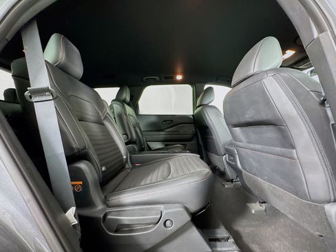 Used 2024 Nissan Pathfinder Rock Creek AWD/4WD image 28