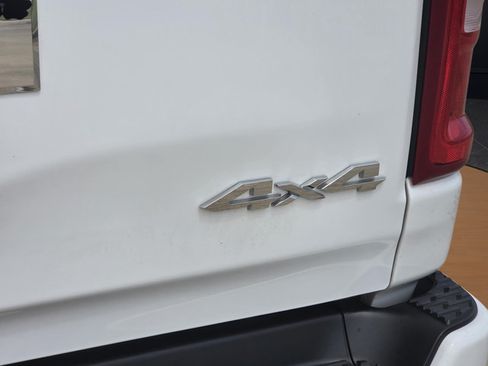 Used 2026 RAM 1500 Laramie AWD/4WD image 32