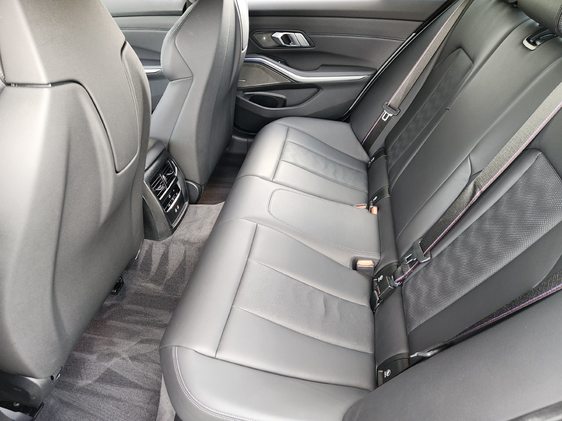 Used 2022 BMW M3 Competition RWD image 30