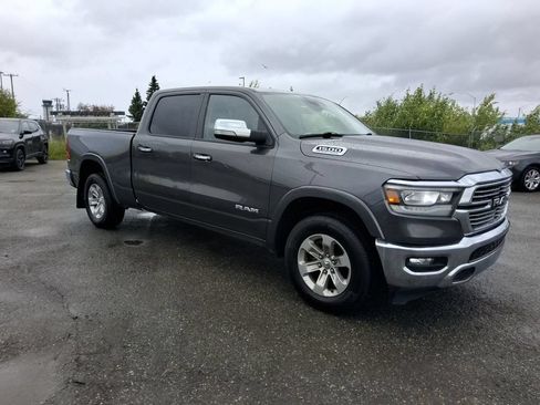 Used 2022 RAM 1500 Laramie AWD/4WD image 2