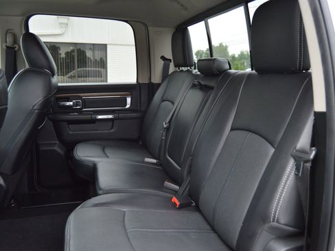 Used 2018 RAM 1500 Laramie w/ Convenience Group image 23