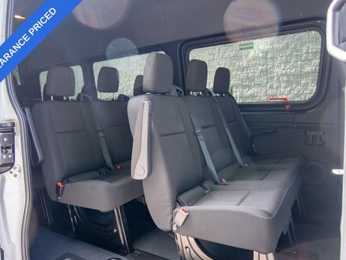 Used 2025 Mercedes-Benz Sprinter 2500 image 22