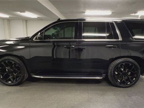 Used 2020 GMC Yukon SLE image 5