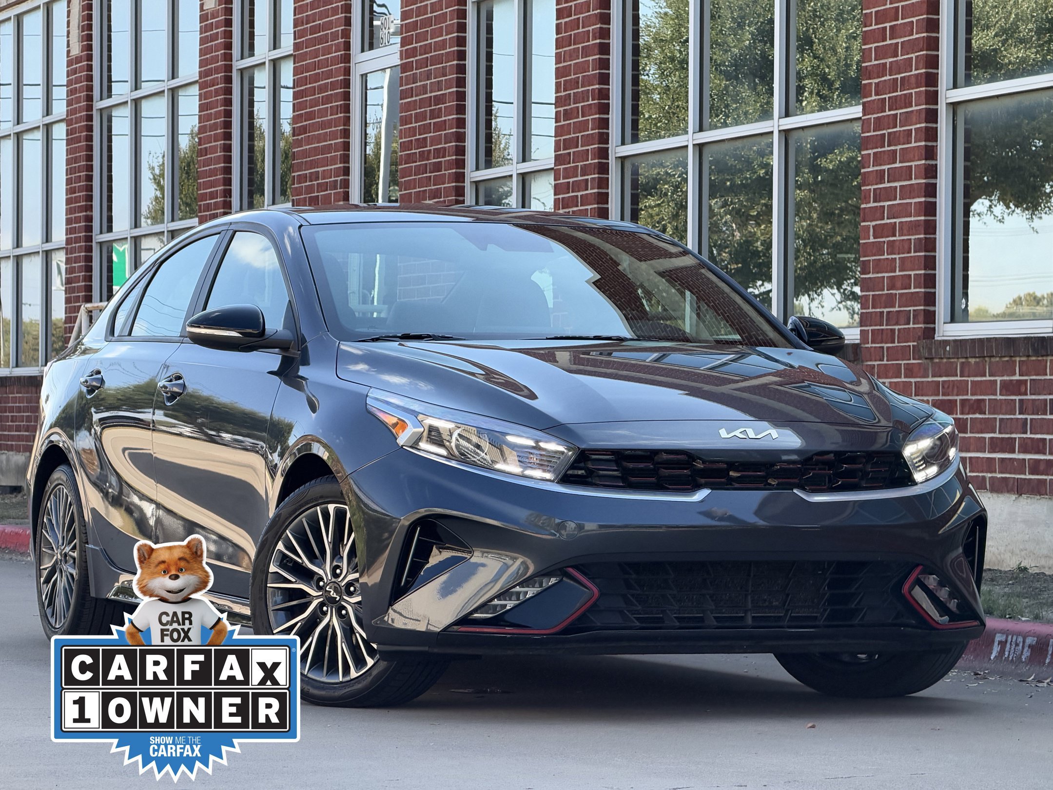 Used 2023 Kia Forte GT-Line FWD image 2