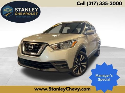 Used 2019 Nissan Kicks SV image 1