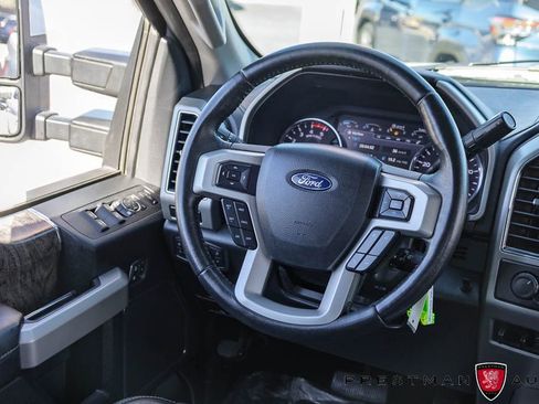 Used 2019 Ford F250 Lariat w/ Lariat Value Package image 47