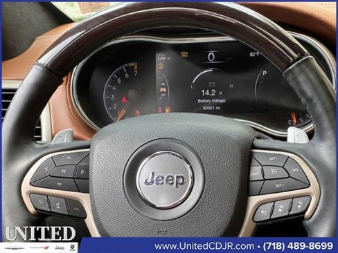 Certified 2017 Jeep Grand Cherokee Summit w/ Platinum Series Group image 19