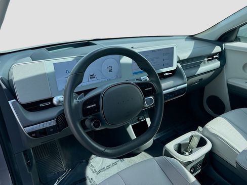 Used 2024 Hyundai Ioniq 5 Limited image 9