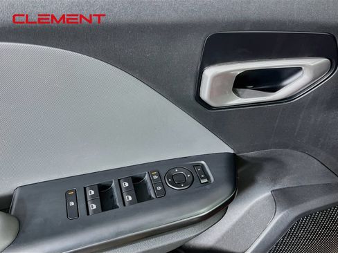 Used 2025 Kia K4 FWD image 23
