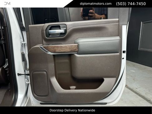 Used 2020 GMC Sierra 3500 Denali w/ Denali Ultimate Package image 40