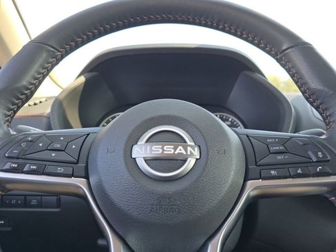 Used 2024 Nissan Sentra SR w/ Trunk Package image 32