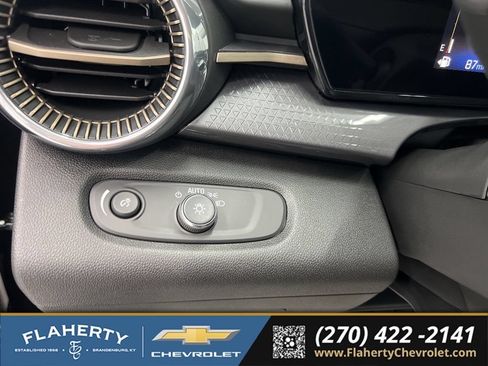 New 2026 Chevrolet Trax ACTIV FWD image 22