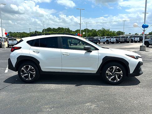 Used 2025 Subaru Crosstrek 2.0i Premium AWD/4WD image 9