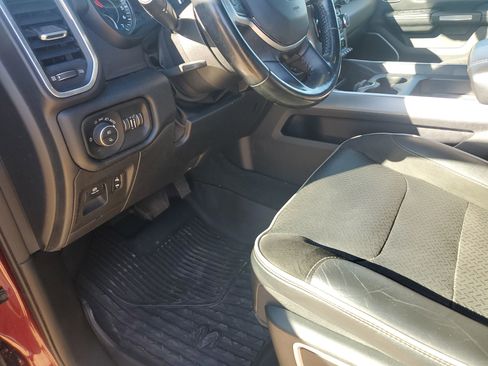 Used 2021 RAM 1500 Laramie image 26