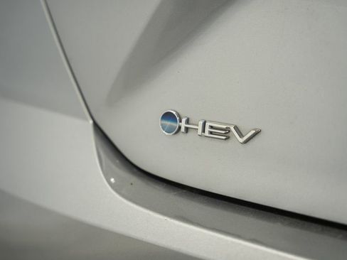 Used 2025 Toyota Camry LE FWD image 7