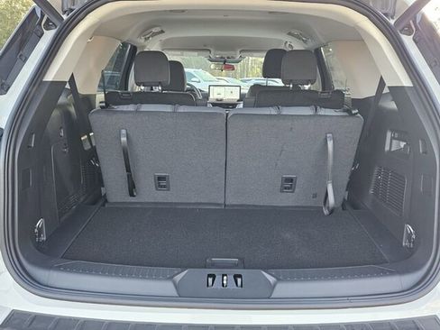 New 2026 Ford Explorer Active image 13