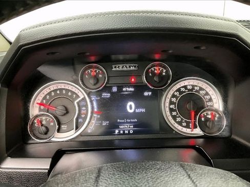 Used 2017 RAM 1500 Laramie image 24