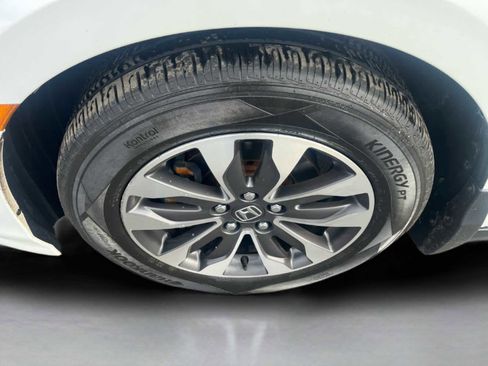 Used 2022 Honda Odyssey EX-L image 11