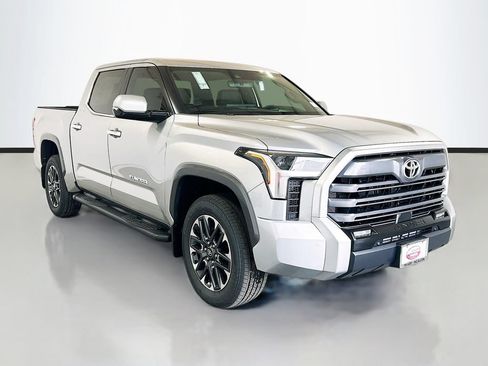New 2026 Toyota Tundra Limited AWD/4WD image 3