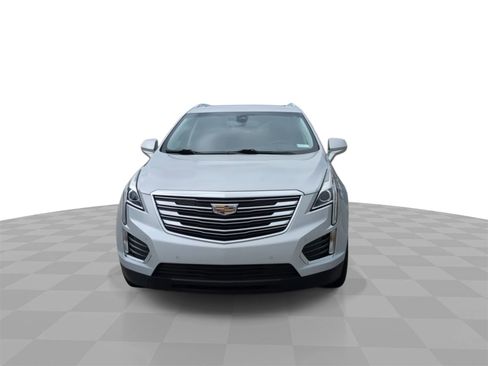 Certified 2018 Cadillac XT5 Luxury w/ Driver Awareness Package image 3