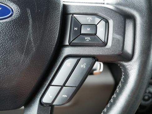 Used 2020 Ford F150 XLT w/ Equipment Group 302A Luxury AWD/4WD image 29
