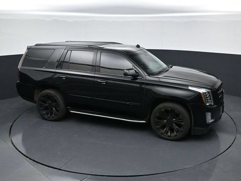 Used 2015 Cadillac Escalade Luxury AWD/4WD image 21