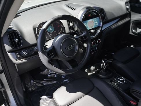 Certified 2024 MINI Cooper Countryman S AWD/4WD image 9