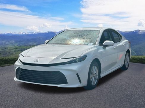 Used 2026 Toyota Camry LE FWD image 1