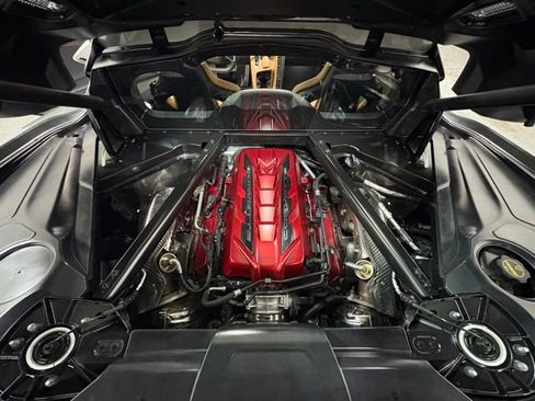 Used 2024 Chevrolet Corvette Stingray w/ Z51 Performance Package image 17