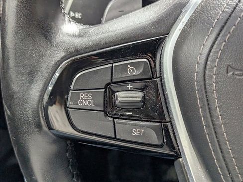 Used 2018 BMW 530i xDrive w/ Premium Package image 20